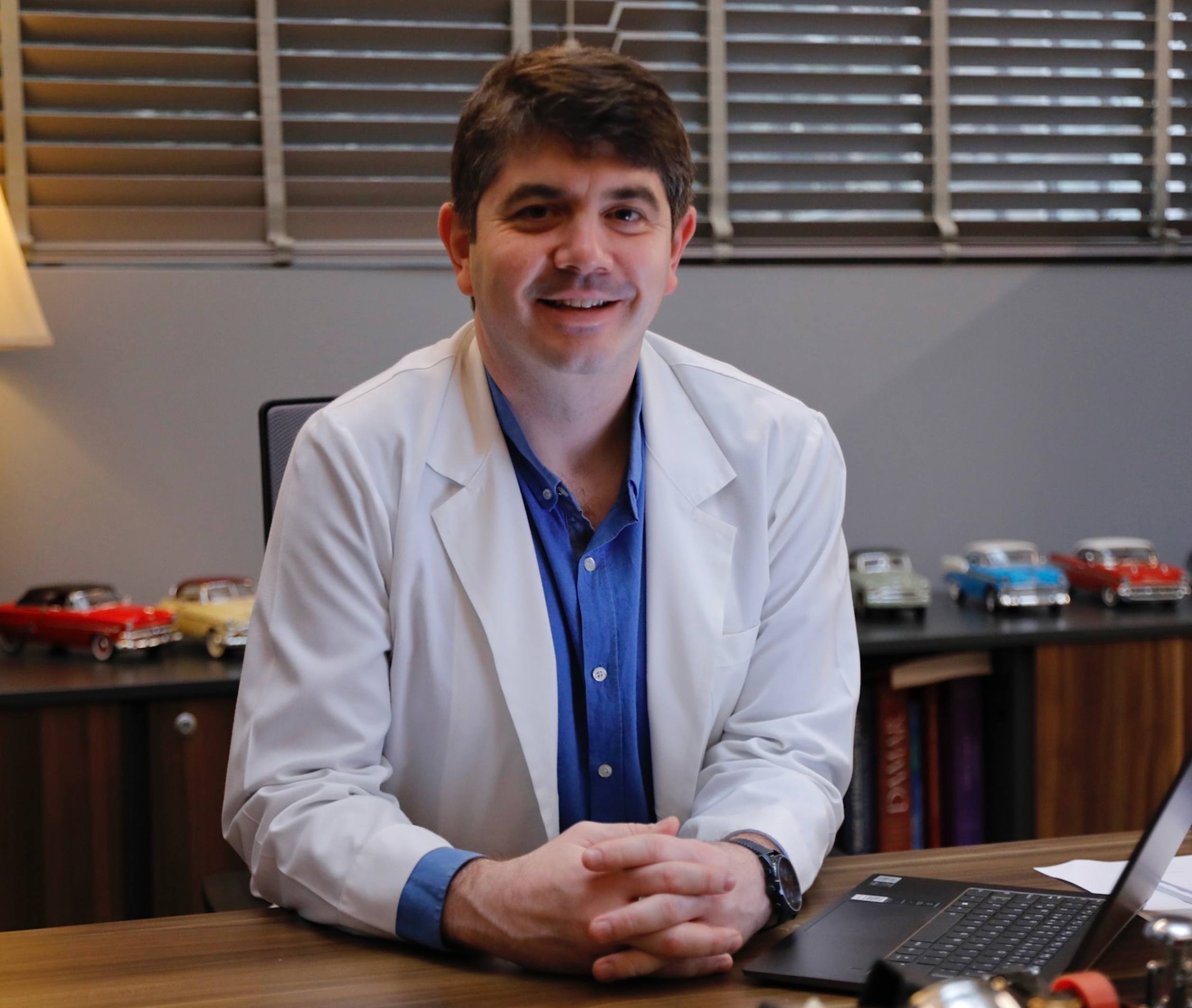 Prof. Dr. Akın Sabancı